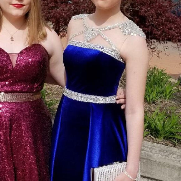navy blue velvet prom dress